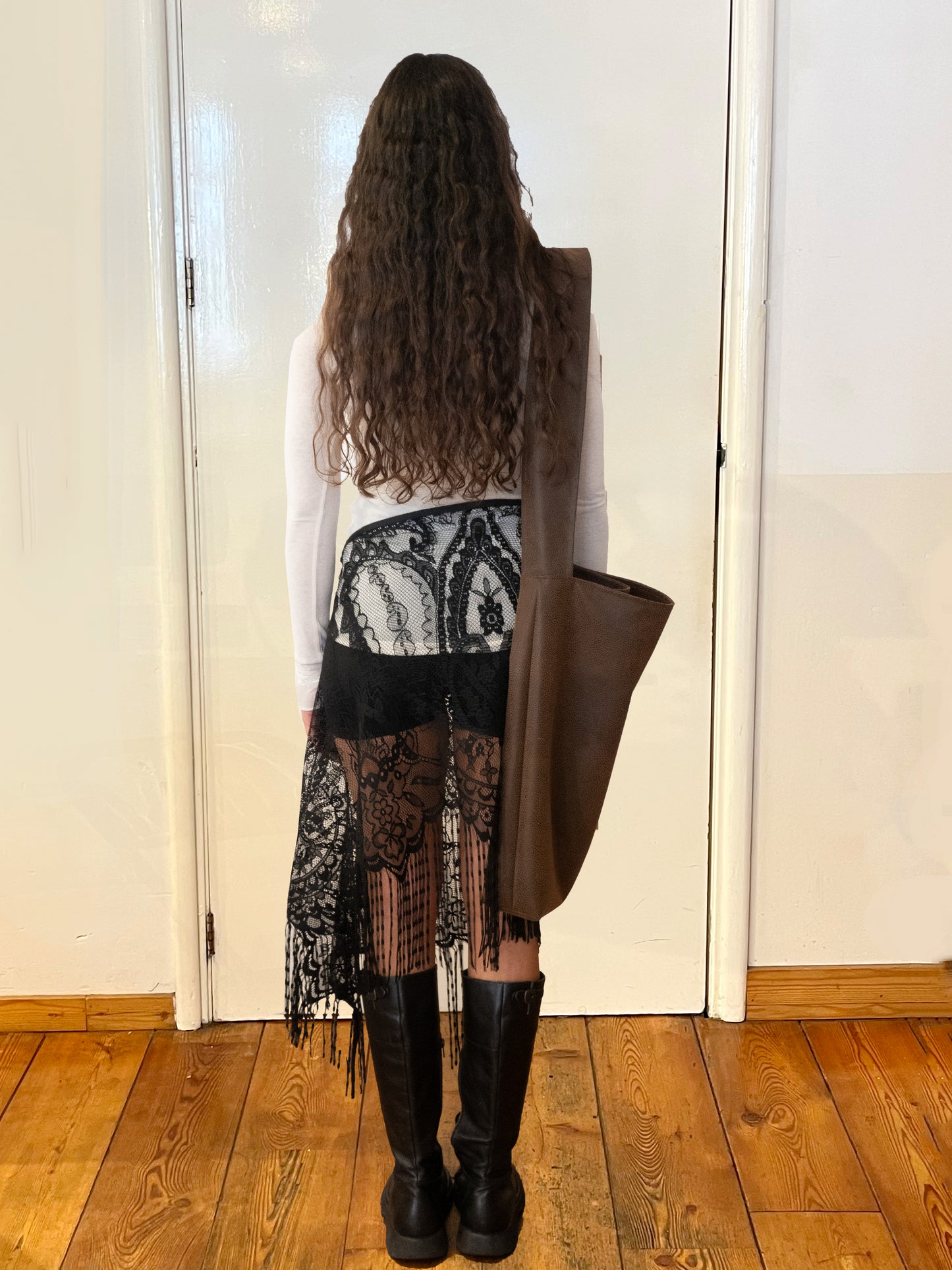 LACE SARONG