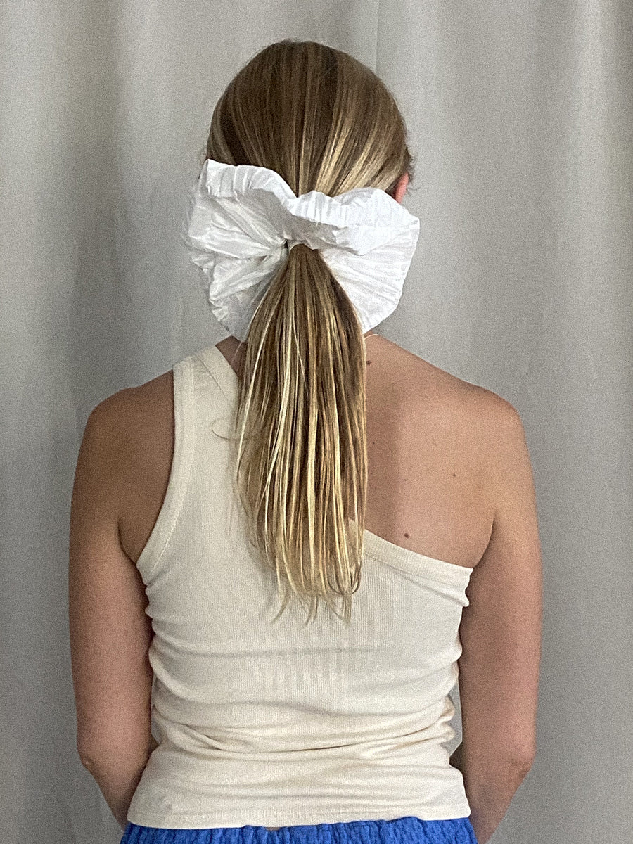 WHIPPED CREAM SCRUNCHIE