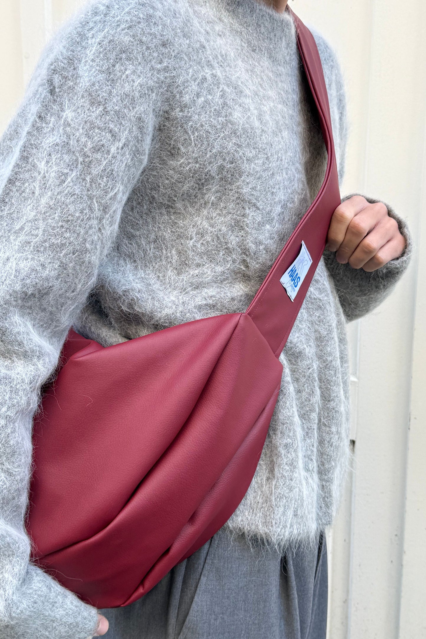 HOUSE BAG WINE RED